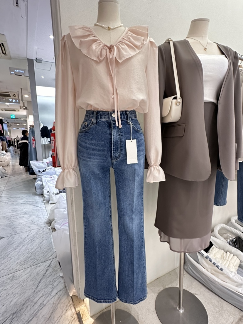 GRACIA韓國直郵東大門實拍女裝新品熱賣人氣真品牛仔褲喇叭形GRACIA牛仔褲