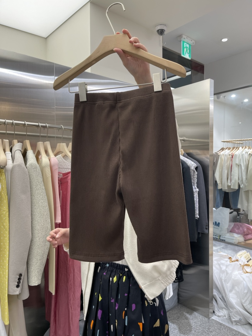 VELVET UNDERGROUND韓國直郵東大門實拍女裝新款休閑短褲羅紋VELVET UNDERGROUND短褲