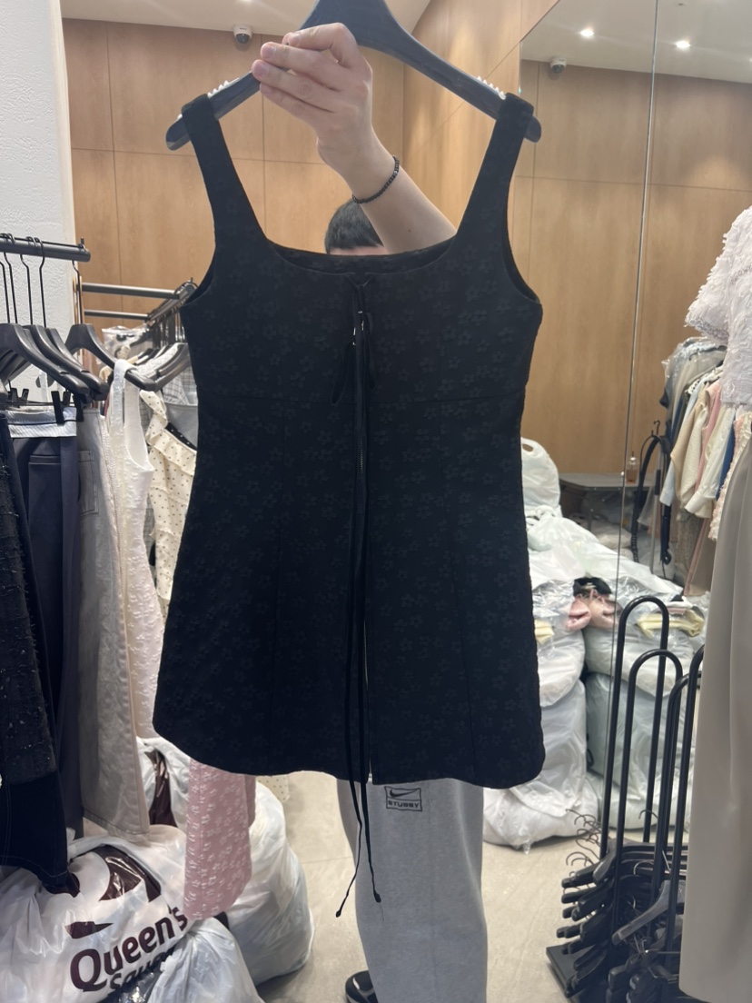 TRIPLE SEVEN韓國直郵女裝新款真品24春夏職業人氣連衣裙TRIPLE SEVEN連衣裙圖色3