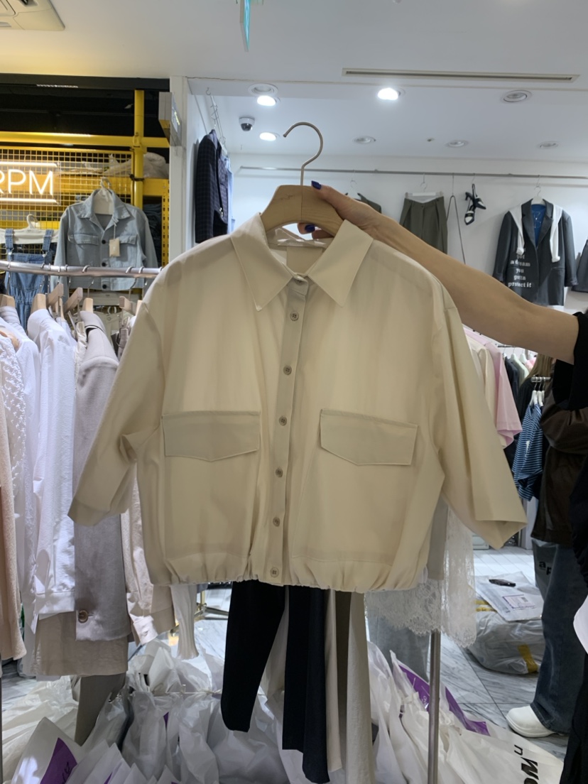 YIKHO STYLE韓國直郵東大門代購女裝新品熱賣人氣襯衫蕾絲衫YIKHO STYLE襯衫/蕾絲衫圖色2