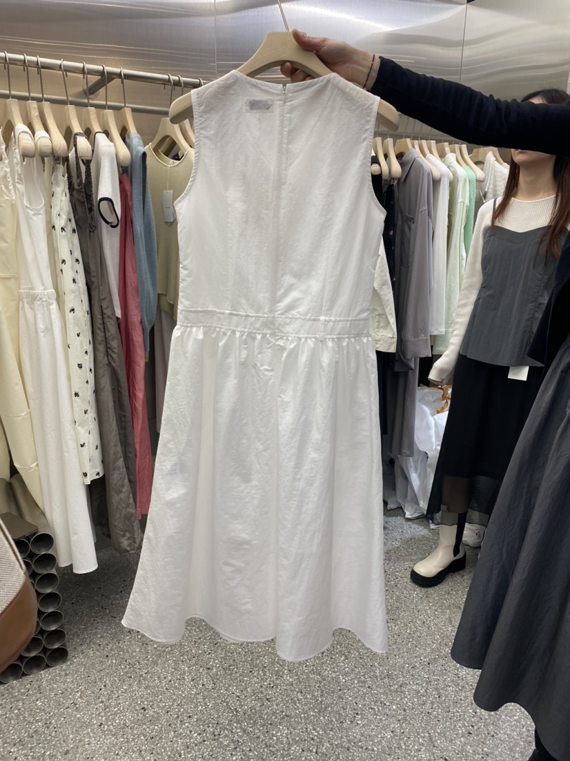 VELVET UNDERGROUND韓國直郵東大門實拍女裝新品真品連衣裙VELVET UNDERGROUND連衣裙