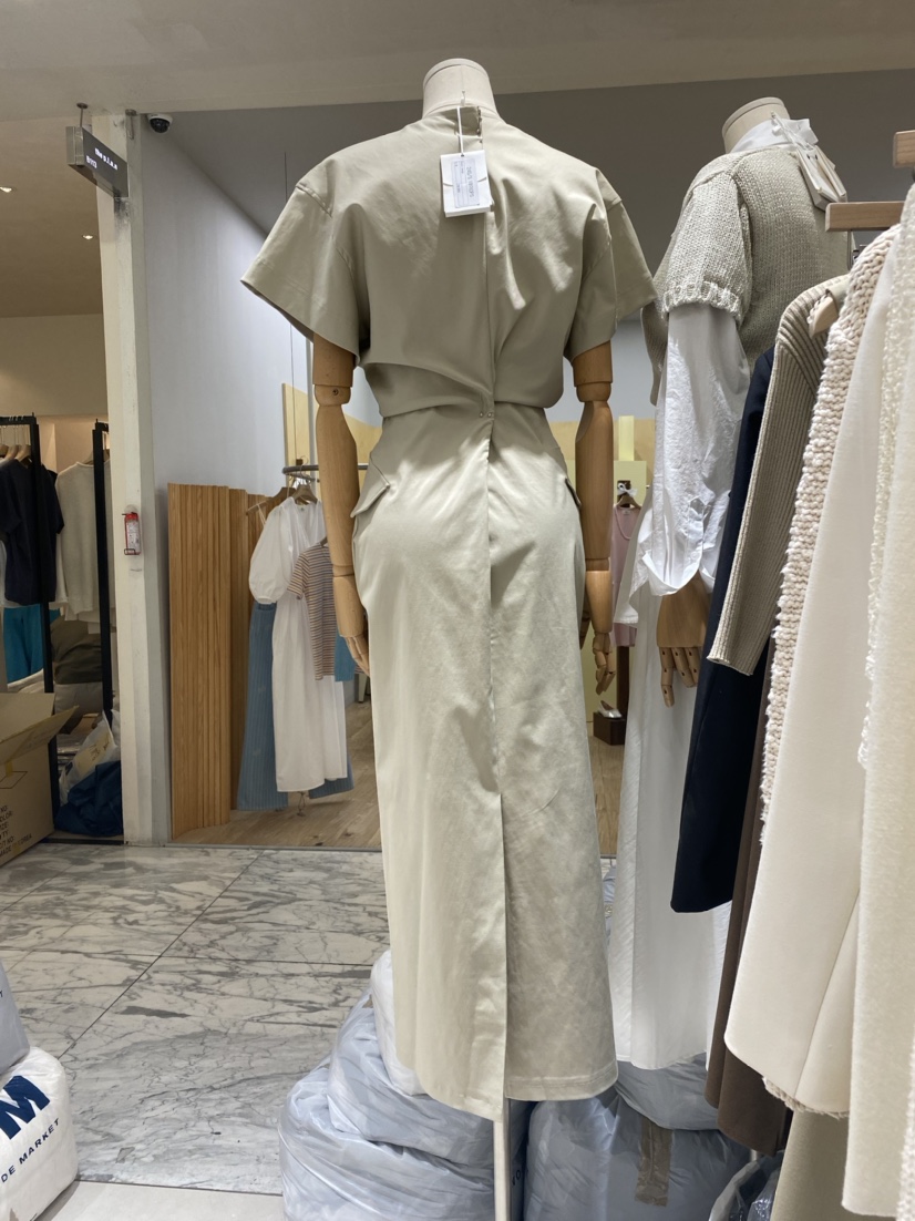 GLOW AND NYMPH韓國直郵女裝新品時尚職業人氣真品連衣裙GLOW AND NYMPH連衣裙