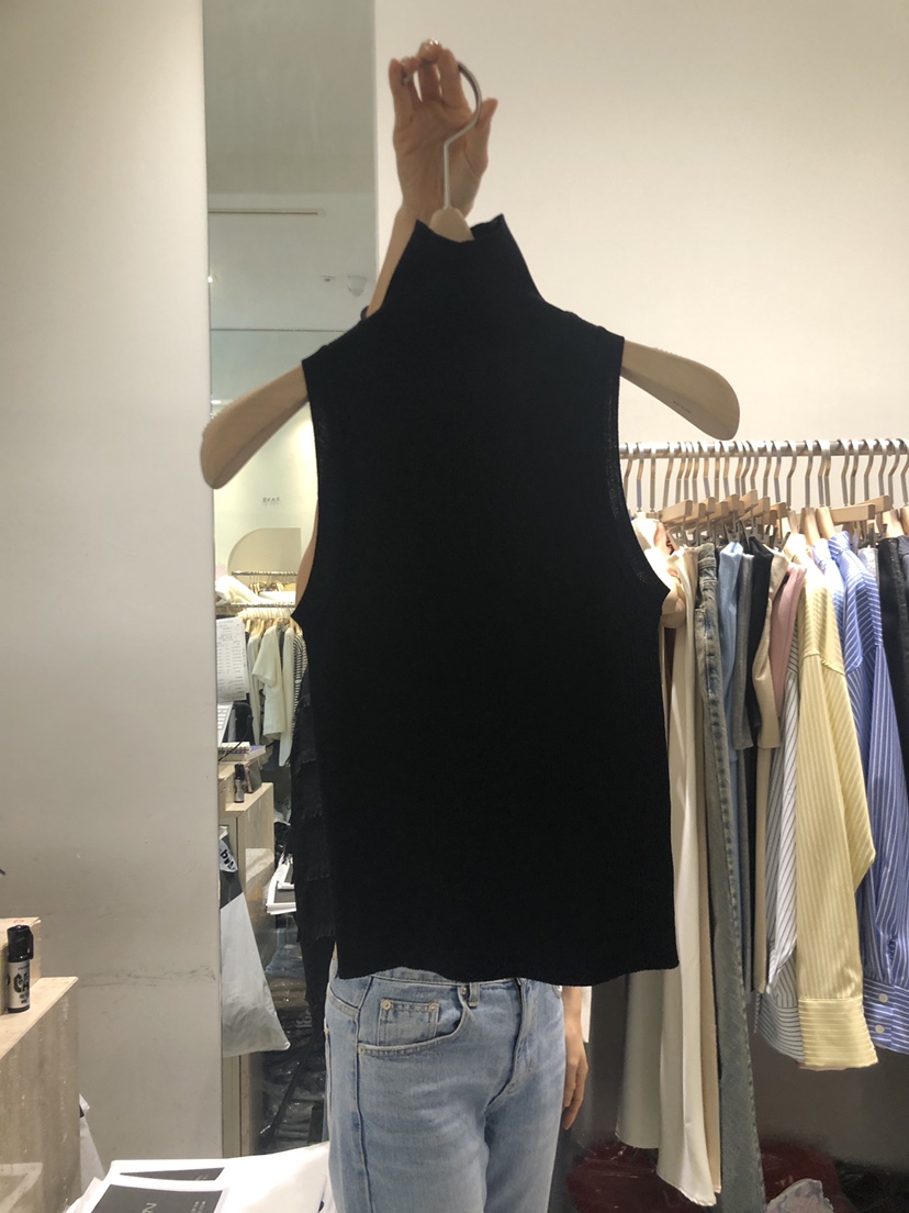 LOWBURN韓國直郵女裝新款24春夏真品推薦人氣熱賣吊帶背心LOWBURN吊帶/背心圖色4