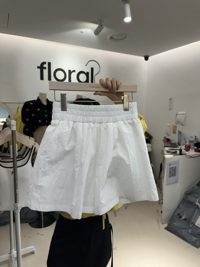 FLORAL直郵韓國代購女裝新款24春夏推薦人氣時尚真品短褲floral短褲圖色3