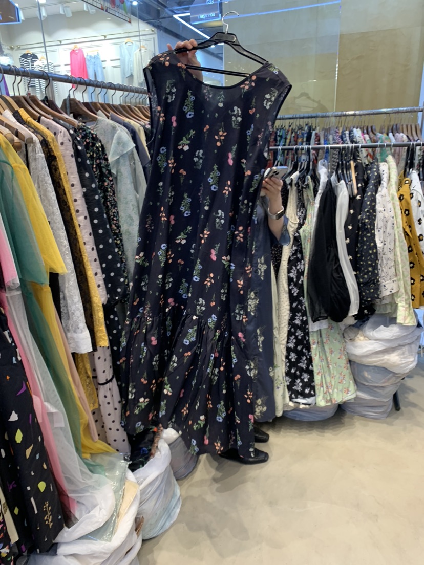 SUISUI韓國直郵女裝新品推薦24春夏時尚熱賣真品職業連衣裙SUISUI連衣裙圖色2