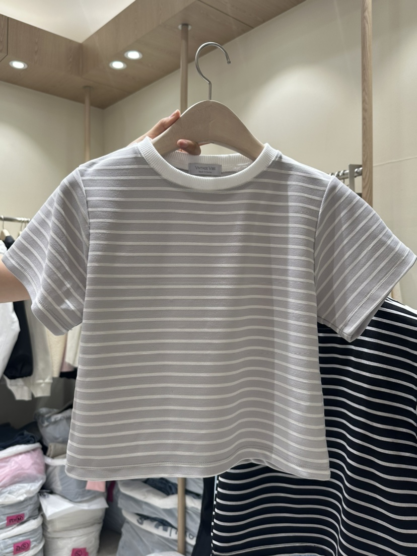 VINTAGE VIBE韓國直郵東大門實拍女裝新品真品推薦熱賣T恤VINTAGE VIBET恤圖色1