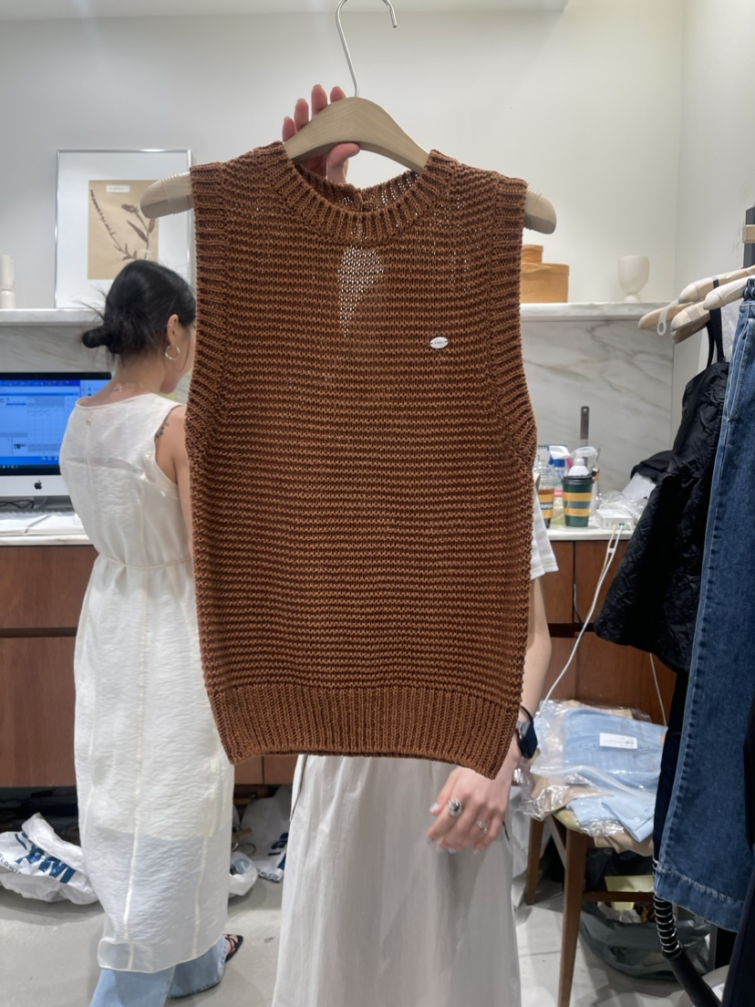 W AND J直郵韓國代購女裝新款24春夏真品熱賣人氣吊帶背心W AND J吊帶/背心圖色3