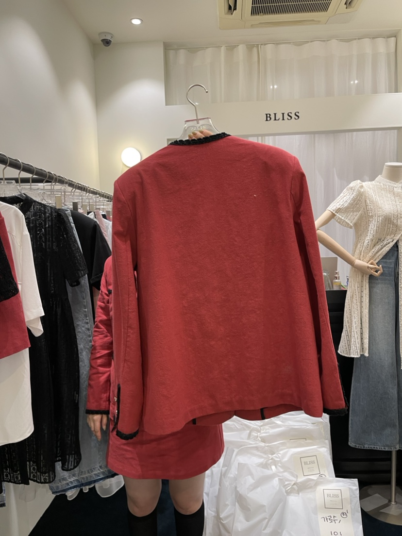 BLISS韓國直郵女裝新品時尚人氣推薦職業熱賣24春夏真品夾克BLISS夾克