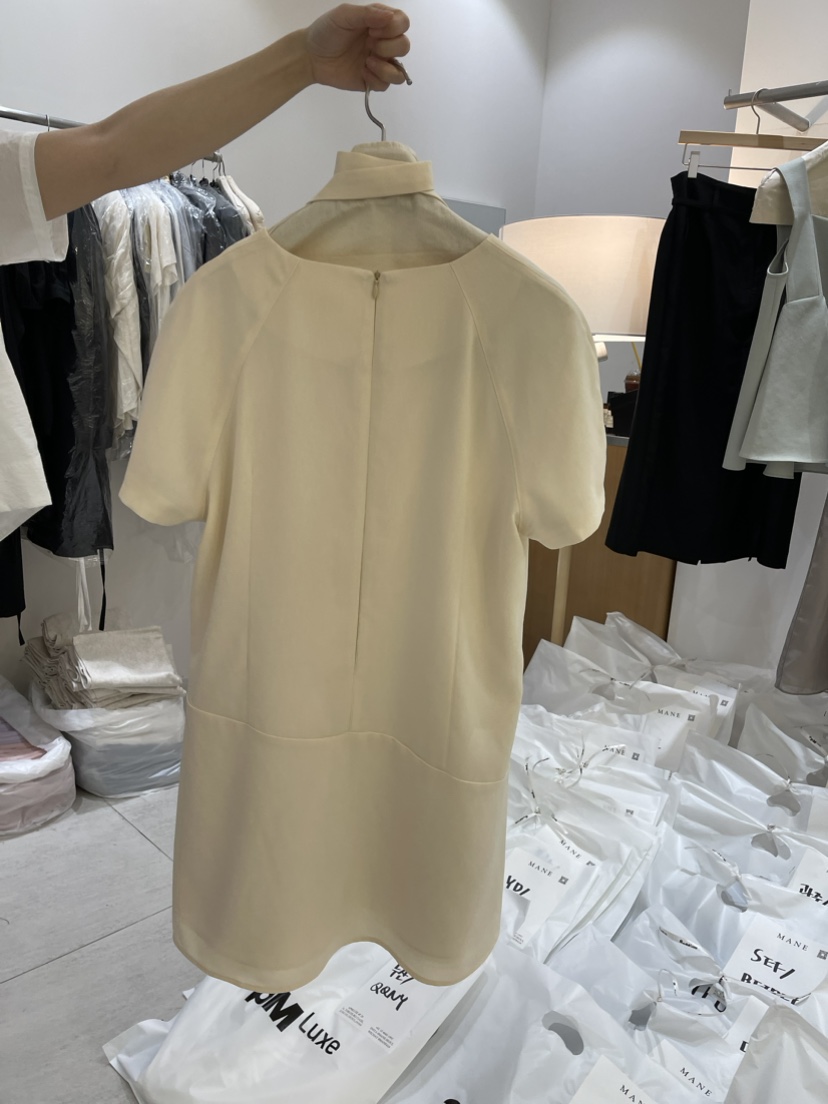 MANE韓國直郵女裝新品推薦24春夏人氣熱賣時尚真品連衣裙1.3連衣裙