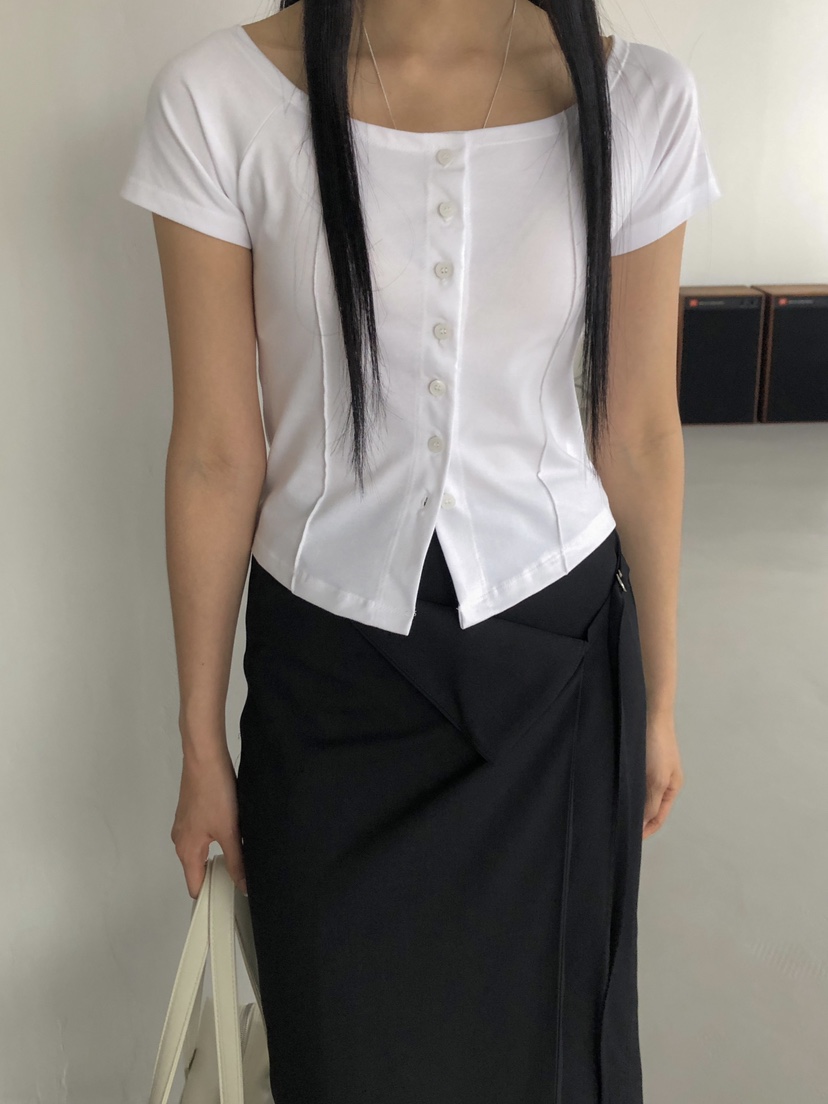 ROUGH韓國直郵東大門代購女裝新品人氣真品時尚休閑熱賣T恤ROUGHT恤