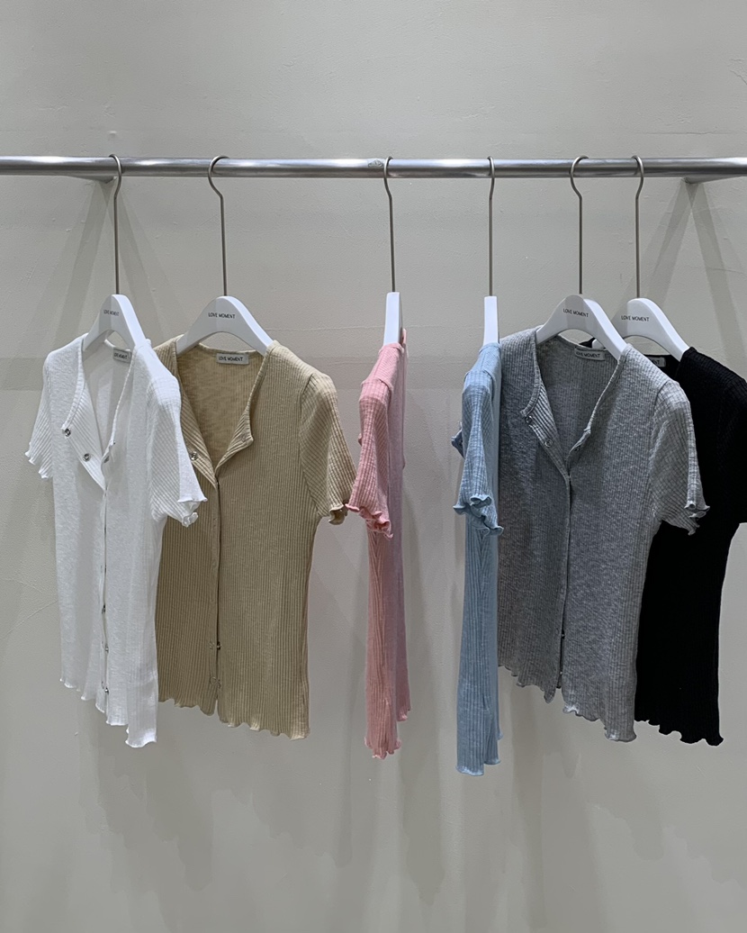 LOVE MOMENT韓國直郵東大門代購女裝新品推薦真品時尚熱賣T恤LOVE MOMENTT恤