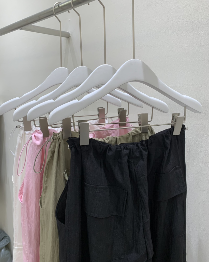 LOVE MOMENT韓國直郵女裝新品熱賣24春夏休閑褲口袋寬松LOVE MOMENT休閑褲