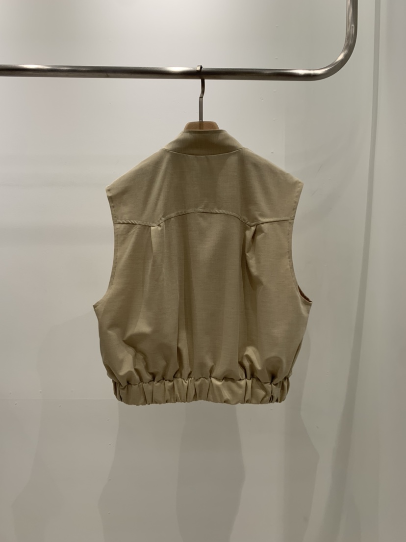 DAISY韓國直郵女裝新品真品職業推薦人氣時尚熱賣24春夏馬甲DAISY馬甲