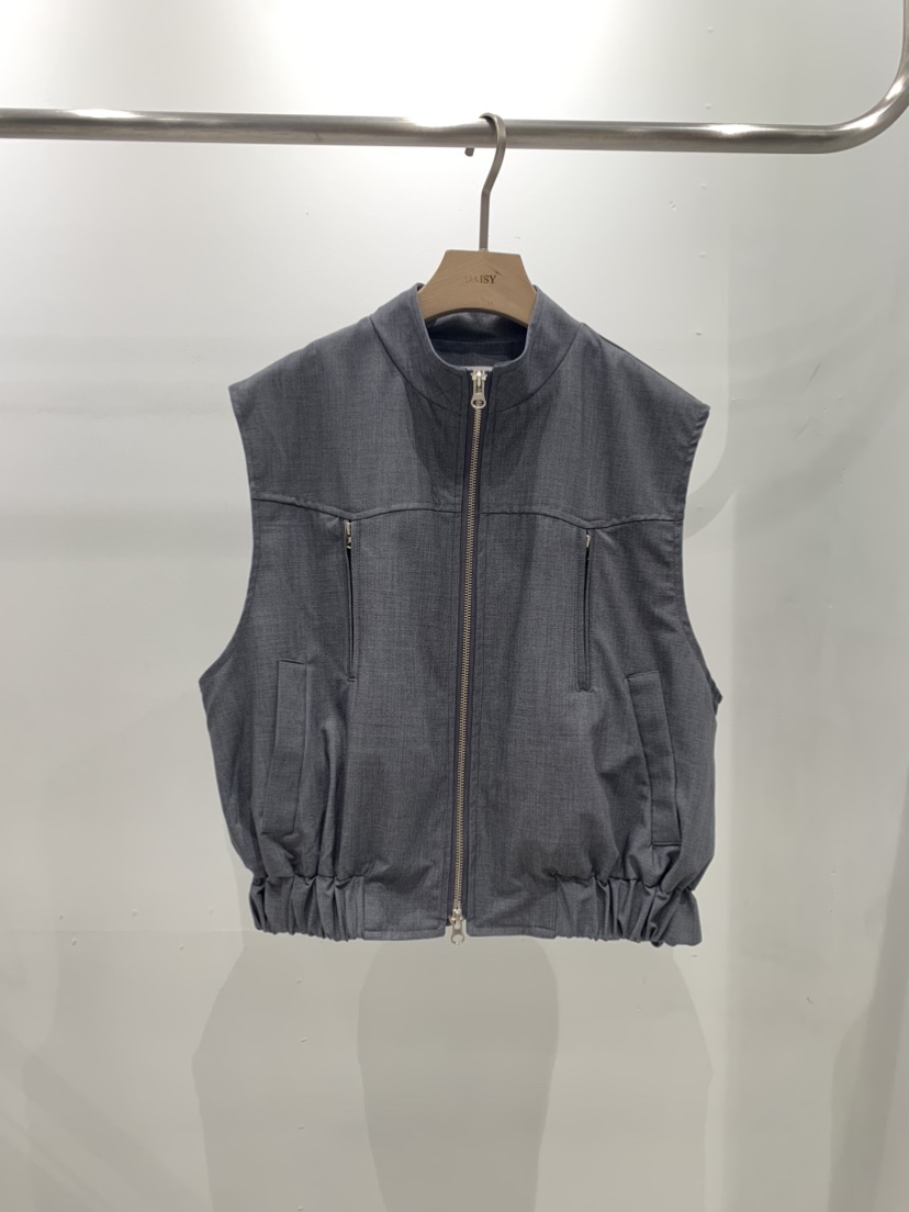 DAISY韓國直郵女裝新品真品職業推薦人氣時尚熱賣24春夏馬甲DAISY馬甲