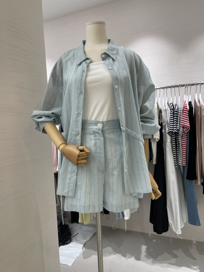 VERY WELL直郵韓國代購女裝新款休閑真品人氣熱賣襯衫蕾絲衫my juni襯衫/蕾絲衫