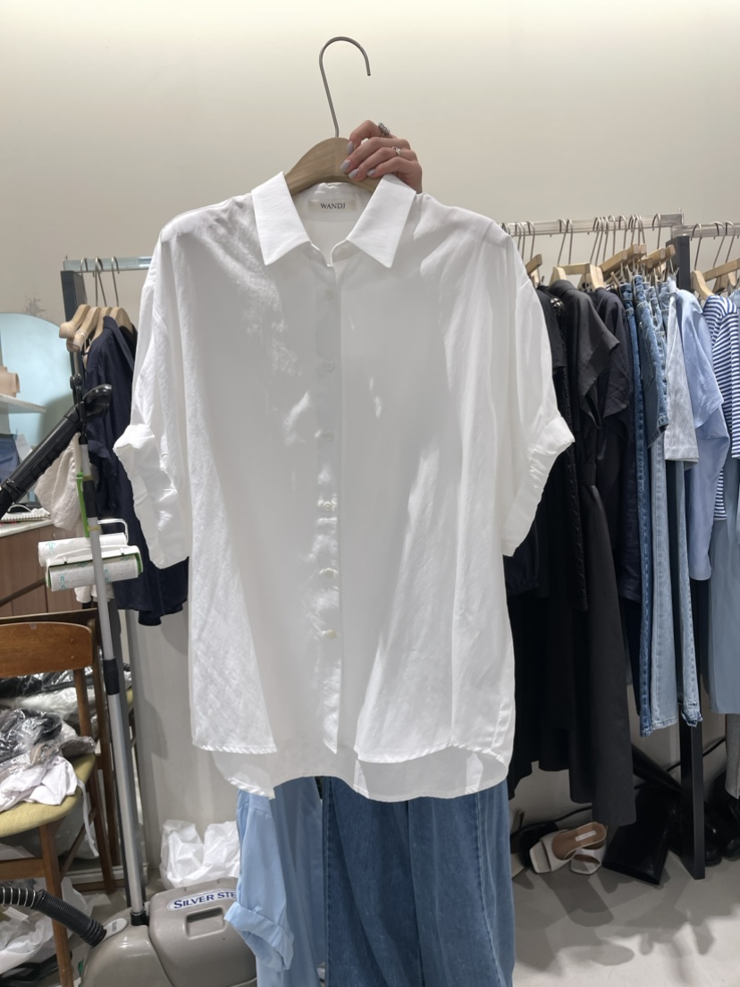 W AND J韓國直郵東大門實拍女裝新品推薦時尚休閑襯衫蕾絲衫W AND J襯衫/蕾絲衫圖色2