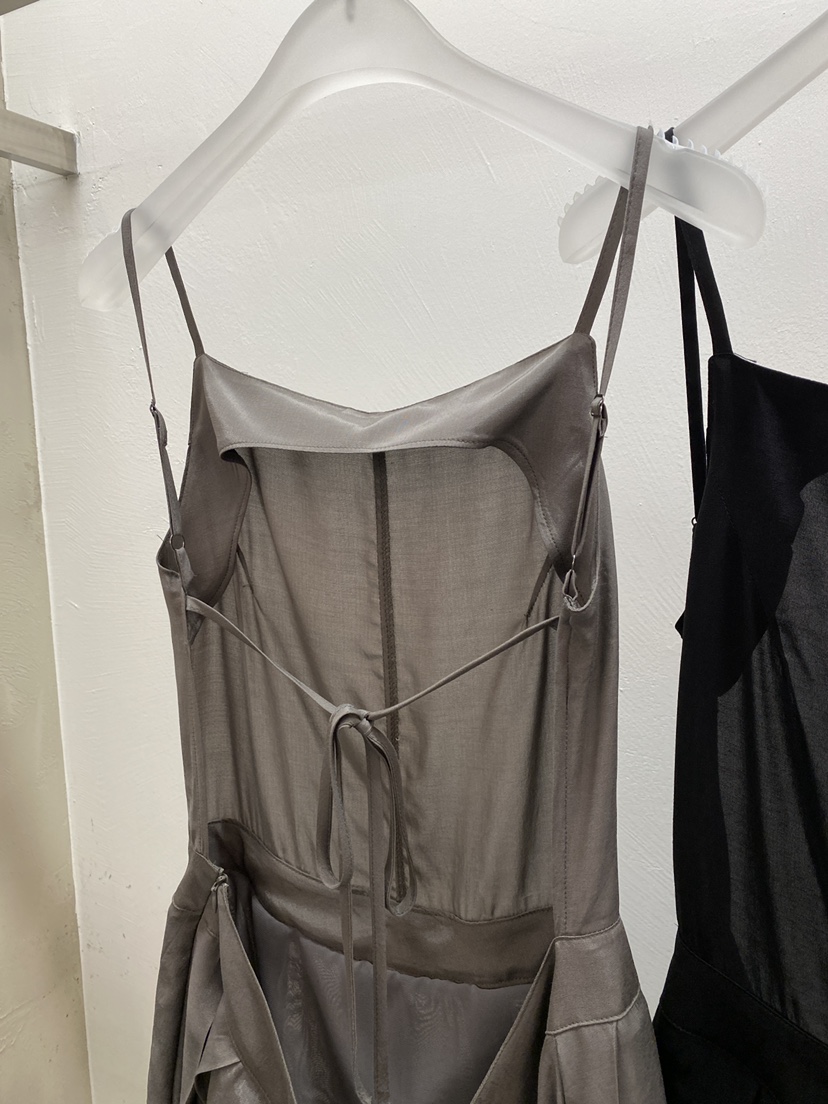 WEARABLE韓國直郵東大門實拍女裝新品24春夏職業連衣裙百褶WEARABLE連衣裙