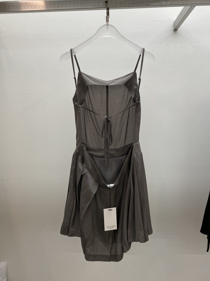WEARABLE韓國直郵東大門實拍女裝新品24春夏職業連衣裙百褶WEARABLE連衣裙