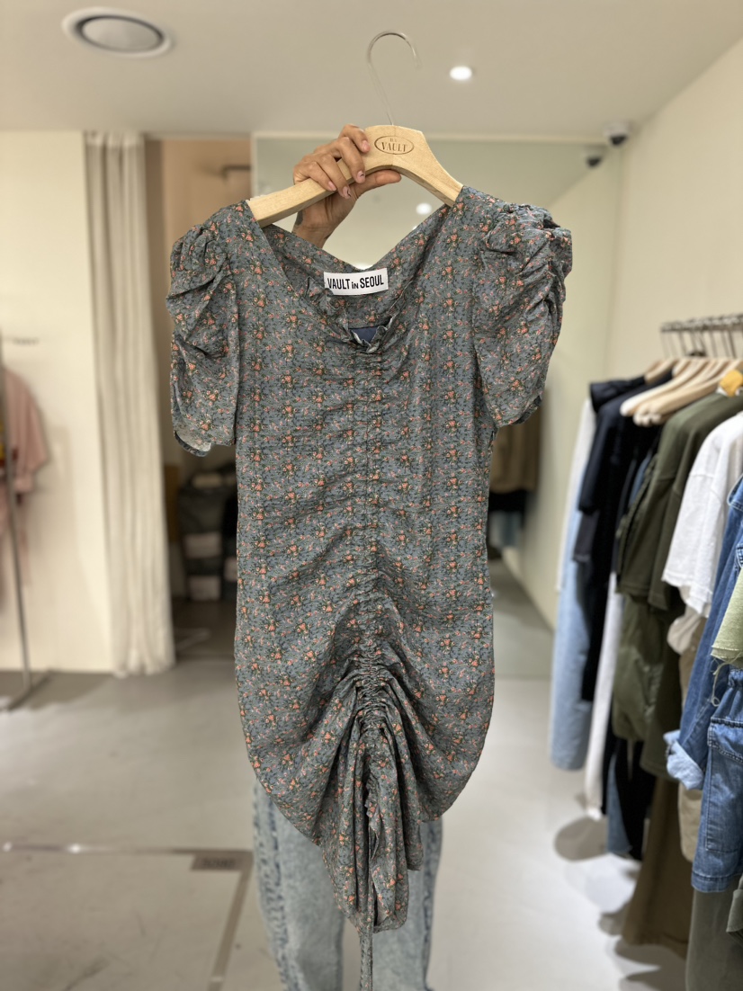 VAULT韓國直郵東大門實拍女裝新款時尚休閑人氣真品24春夏連衣裙VAULT連衣裙