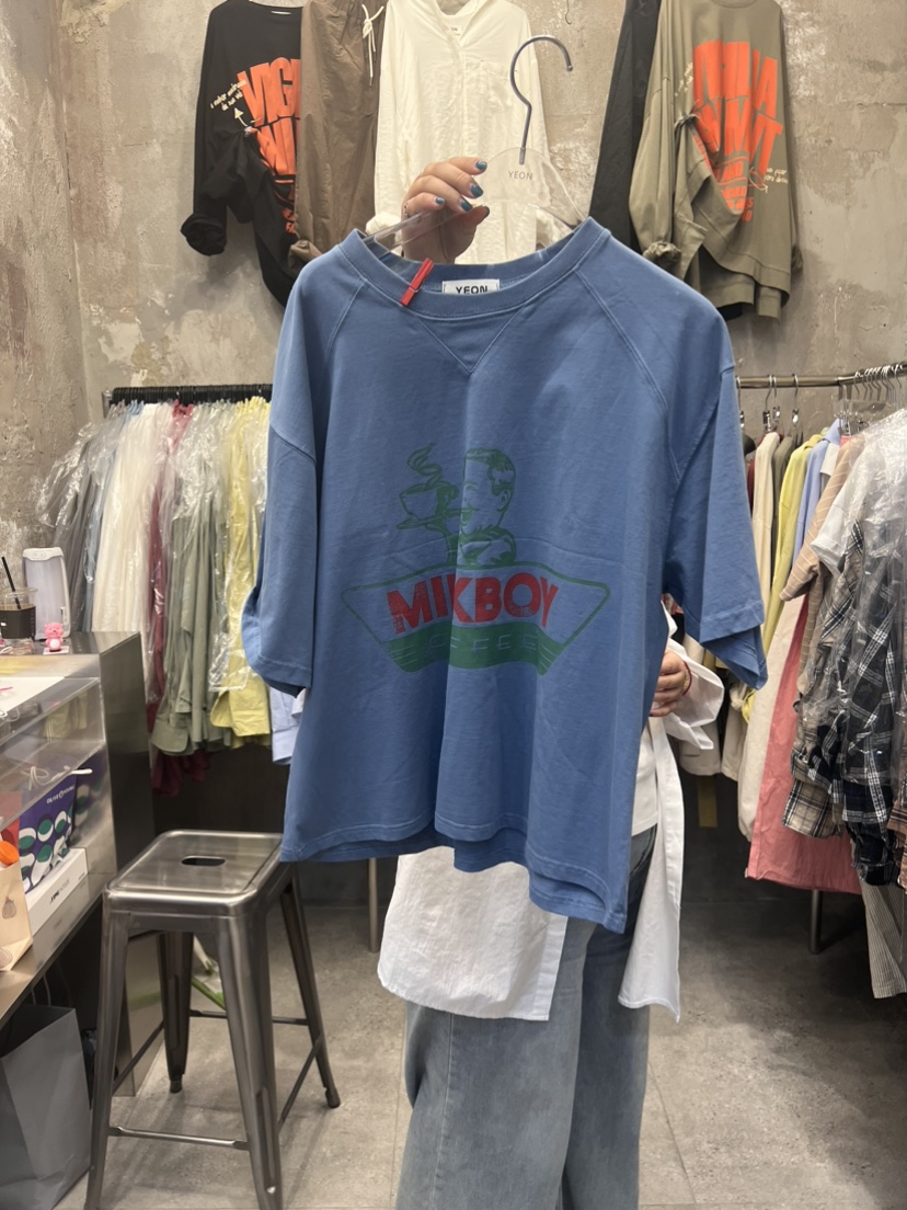 YEON-男女裝韓國直郵東大門實拍女裝新款人氣真品時尚熱賣T恤YEONT恤圖色3