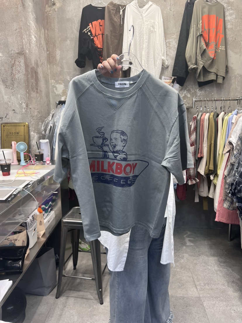 YEON-男女裝韓國直郵東大門實拍女裝新款人氣真品時尚熱賣T恤YEONT恤圖色5