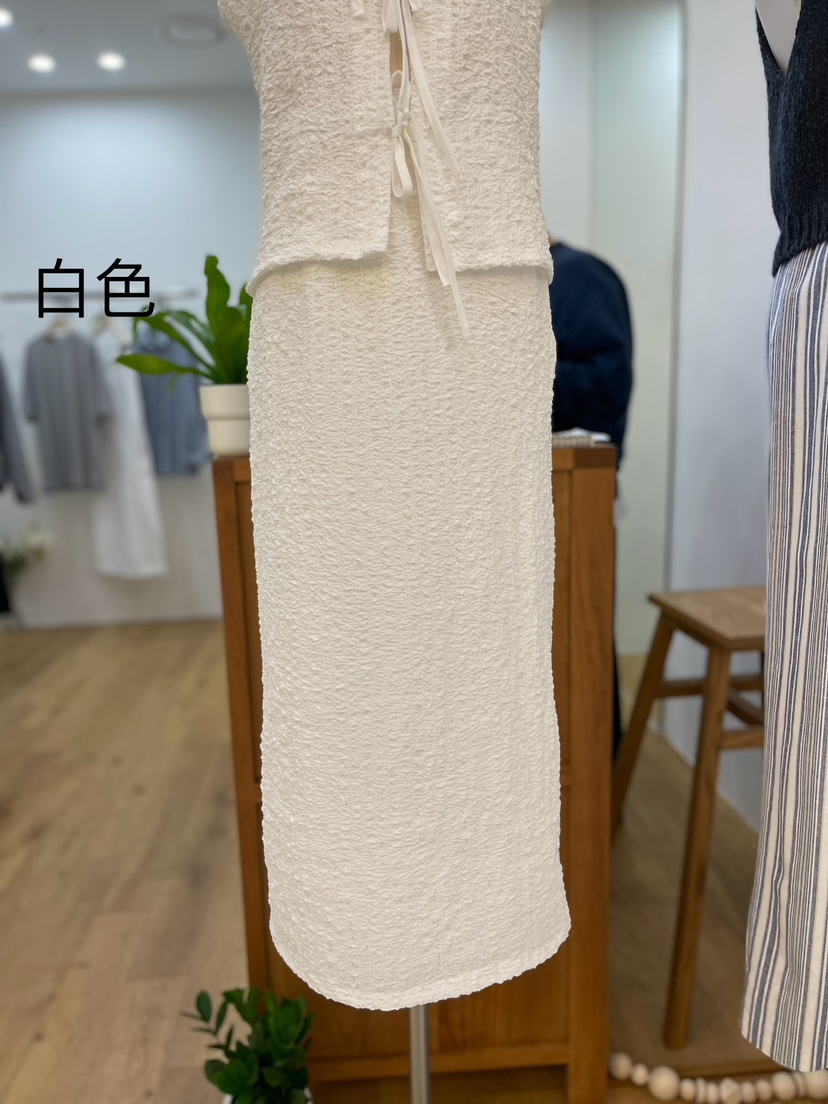 ORDINARYA韓國直郵東大門實拍女裝新品人氣真品推薦職業長裙ORDINARYA長裙圖色1