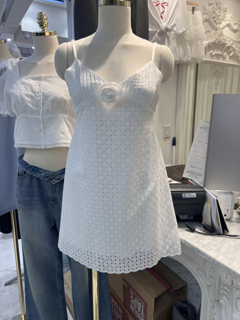 TRES BIEN韓國直郵東大門代購女裝新款休閑熱賣連衣裙刺繡TRES BIEN連衣裙圖色1