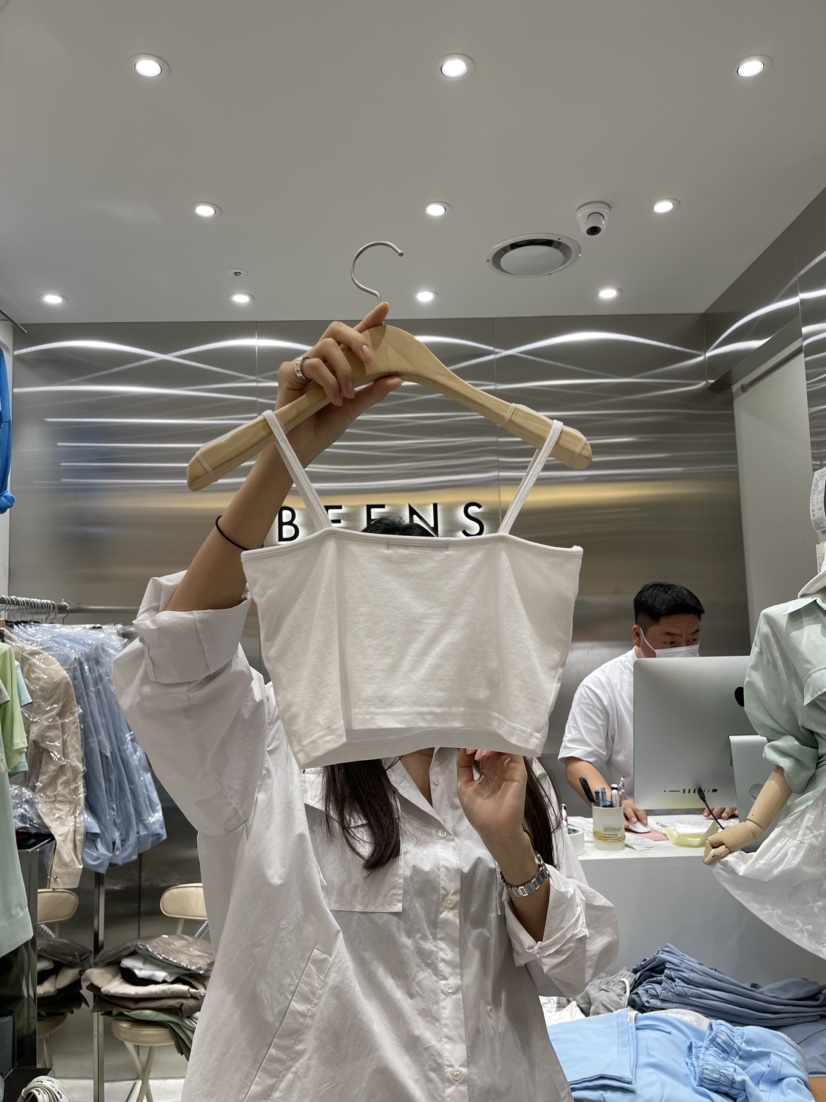 BEENS韓國直郵東大門實拍女裝新款職業推薦人氣熱賣吊帶背心BEENS吊帶/背心