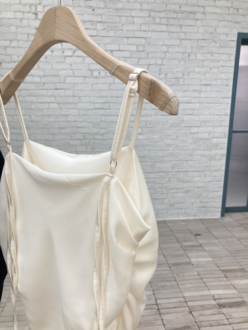 ROUGH韓國直郵女裝新品推薦熱賣職業時尚人氣真品休閑吊帶背心ROUGH吊帶/背心