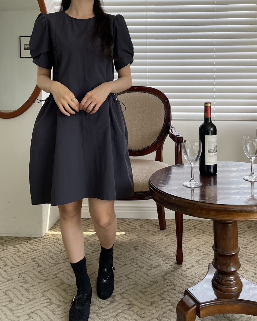 Magie韓國直郵東大門代購女裝新款真品時尚熱賣人氣24春夏連衣裙VI A連衣裙