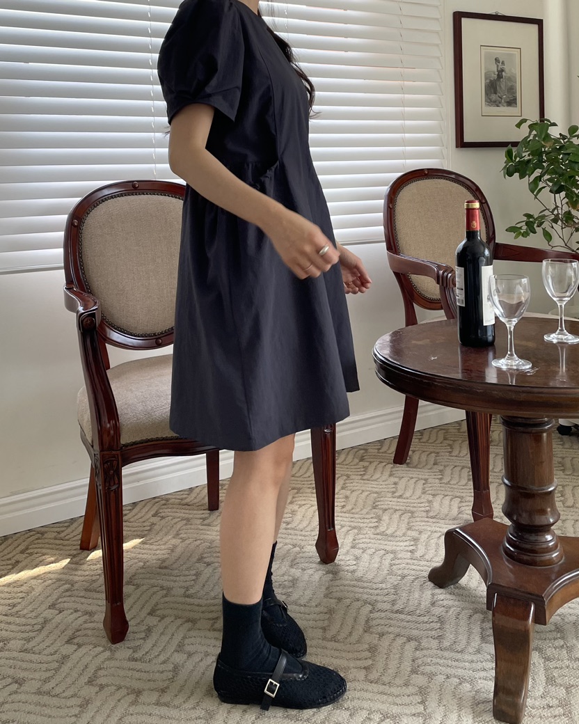 Magie韓國直郵東大門代購女裝新款真品時尚熱賣人氣24春夏連衣裙VI A連衣裙