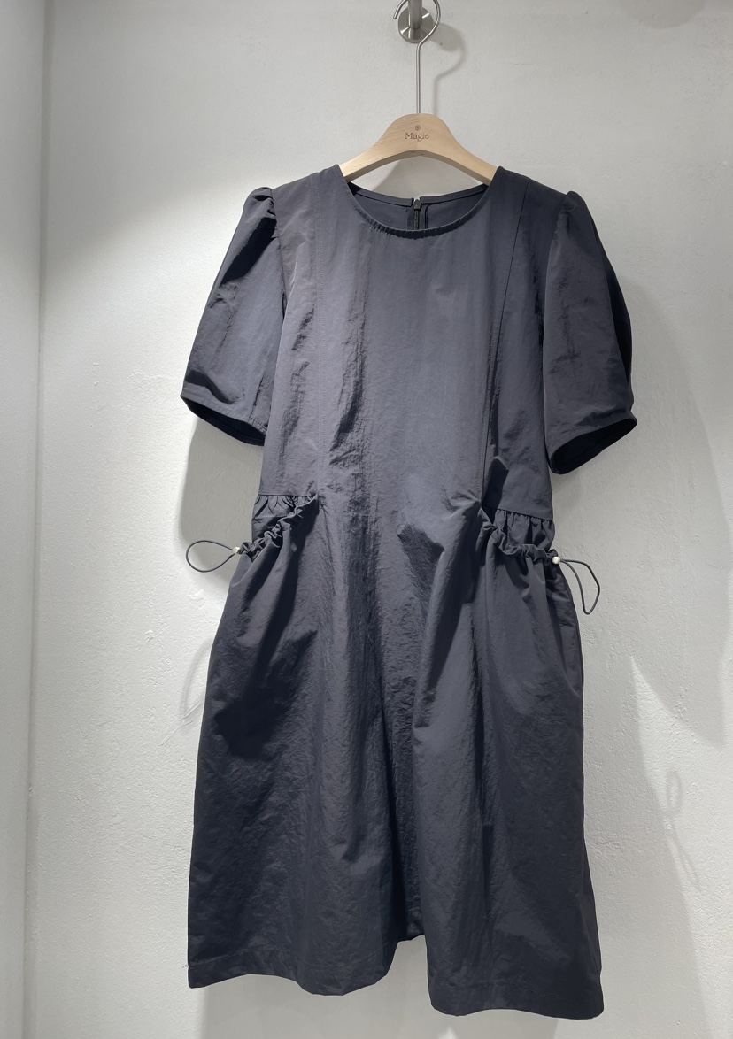 Magie韓國直郵東大門代購女裝新款真品時尚熱賣人氣24春夏連衣裙VI A連衣裙圖色2