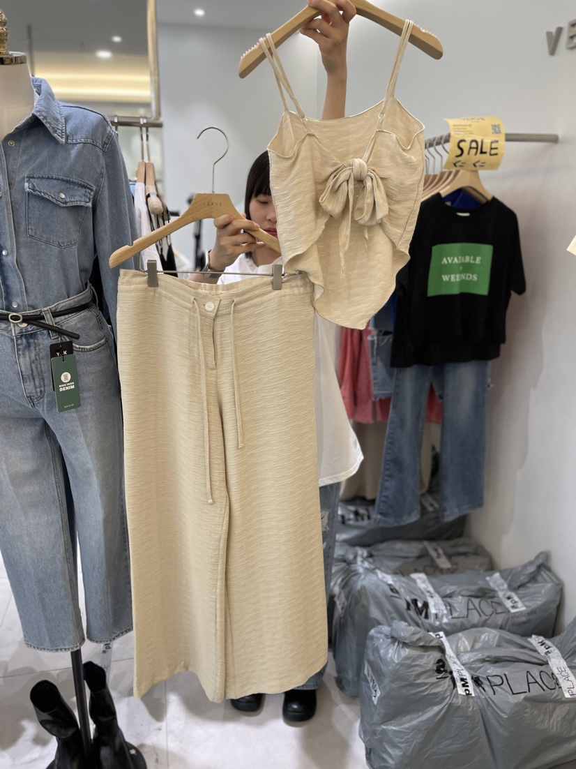 VERVE韓國直郵東大門代購女裝新款人氣真品24春夏吊帶背心百褶LOVE PINK吊帶/背心