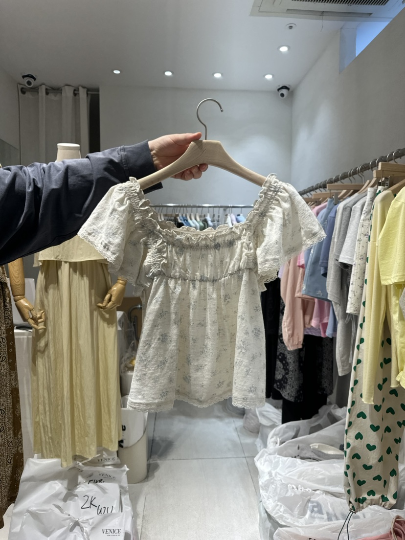 VENICE韓國直郵東大門實拍女裝新品推薦熱賣襯衫蕾絲衫亞麻VENICE襯衫/蕾絲衫