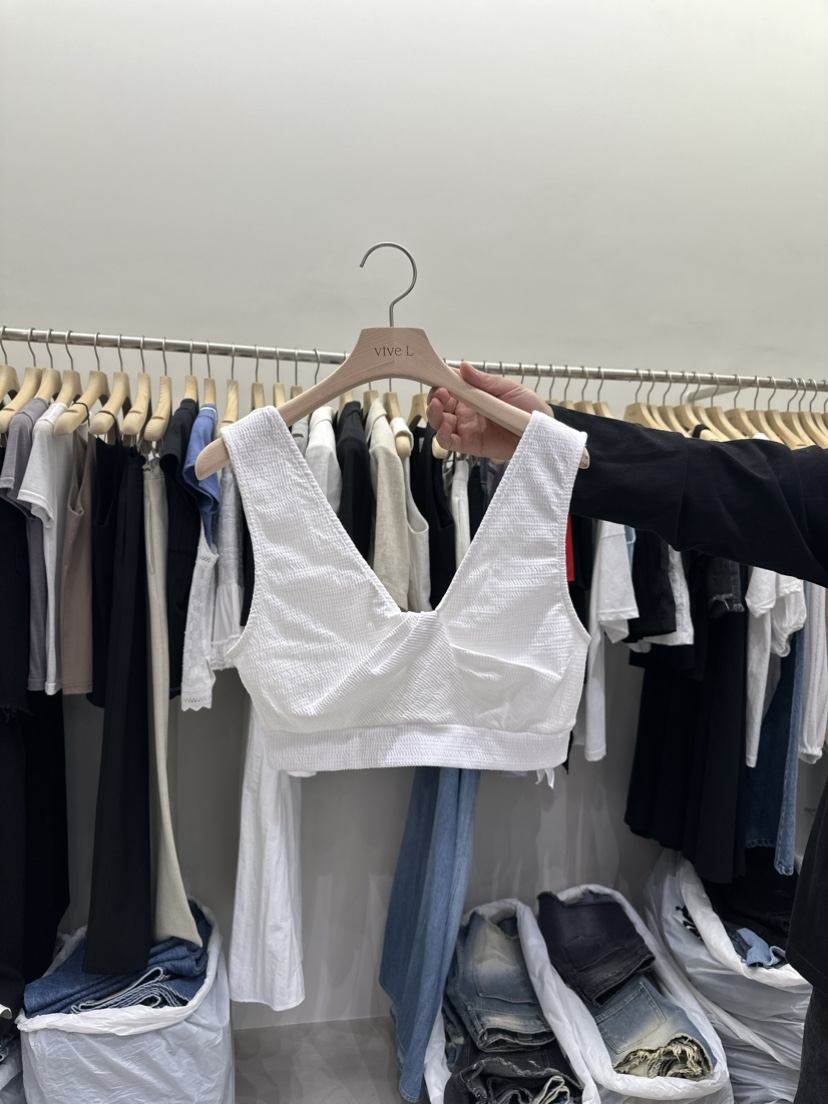 VIVEL韓國直郵東大門實拍女裝新品職業真品休閑熱賣吊帶背心VIVEL吊帶/背心
