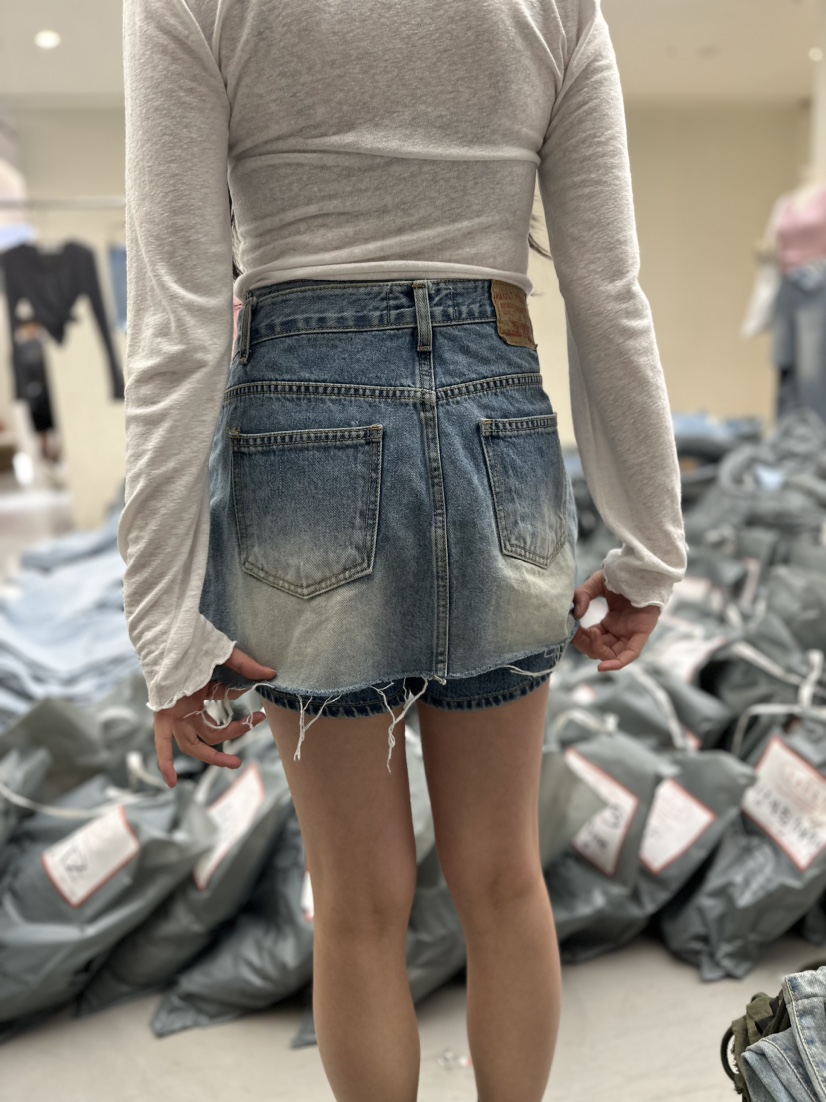 VAULT韓國直郵東大門實拍女裝新款真品休閑熱賣職業時尚裙褲VAULT裙褲
