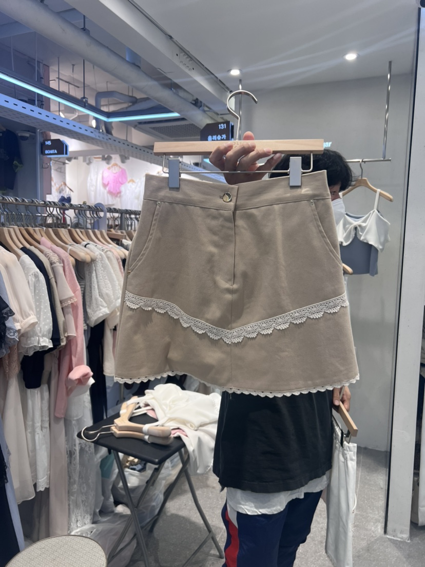 PIT A PAT韓國直郵東大門代購女裝新品24春夏職業短裙刺繡PIT A PAT短裙圖色2