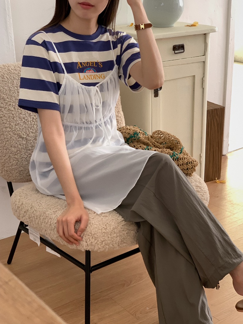 Came-l 家韓國直郵東大門代購女裝新品職業熱賣推薦T恤刺繡Came_l 家T恤