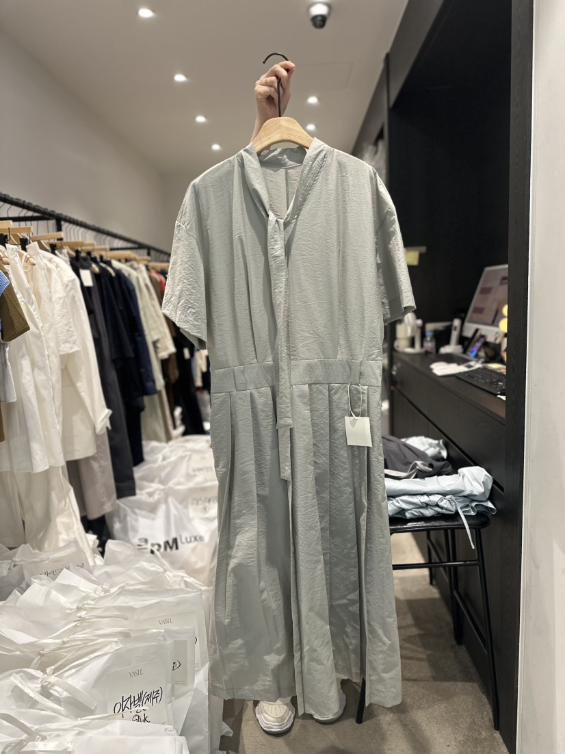 VASIL韓國直郵東大門實拍女裝新品推薦時尚職業熱賣人氣連衣裙VASIL連衣裙圖色2