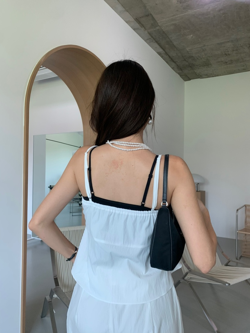 BANI BLUBH韓國直郵東大門代購女裝新款休閑熱賣職業吊帶背心BANI BLUSH吊帶/背心