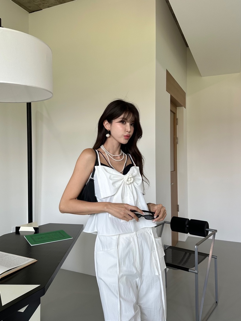 BANI BLUBH韓國直郵東大門代購女裝新款休閑熱賣職業吊帶背心BANI BLUSH吊帶/背心