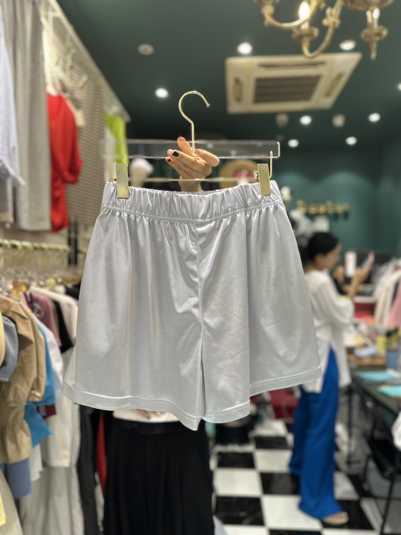 Three color韓國直郵女裝新品人氣24春夏熱賣時尚職業短褲Three color短褲