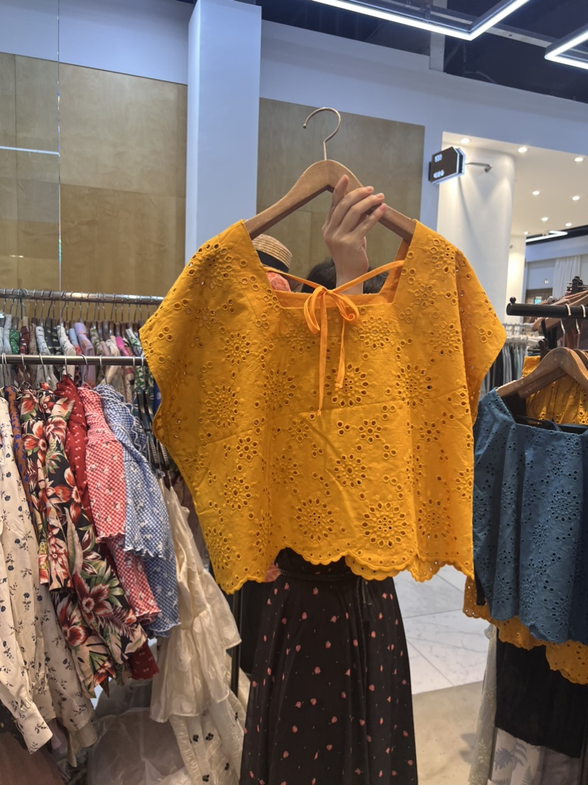 SUISUI韓國直郵東大門實拍女裝新品時尚休閑推薦襯衫蕾絲衫SUISUI襯衫/蕾絲衫