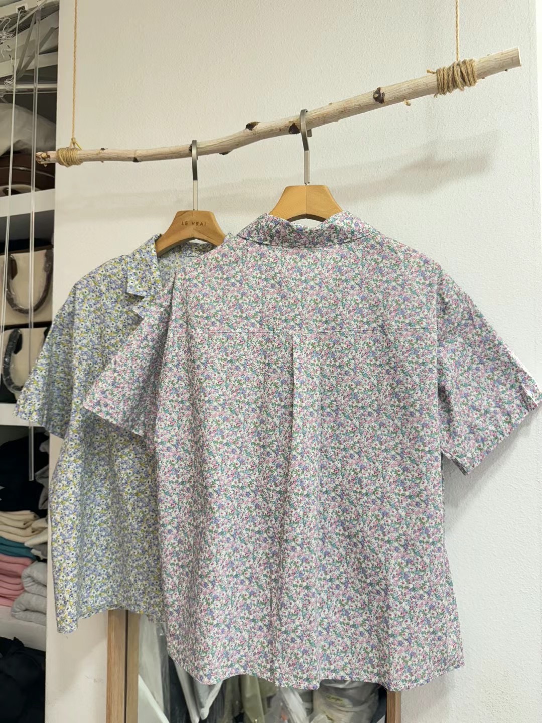 Le vral韓國直郵東大門實拍女裝新品時尚職業24春夏襯衫蕾絲衫Le vral襯衫/蕾絲衫
