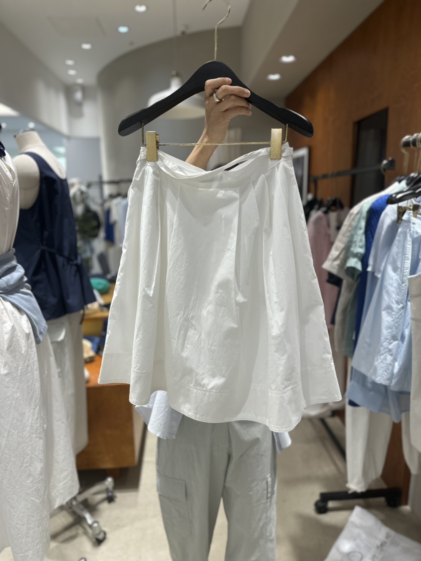 But ton/BOUTIQUE SEOUL韓國直郵東大門代購女裝新款時尚短裙But ton/BOUTIQUE SEOUL-P短裙