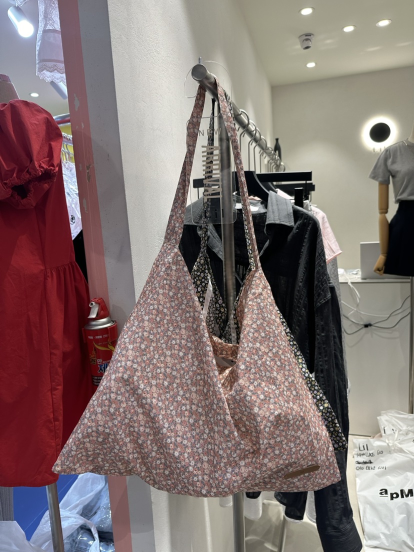 LIL韓國直郵東大門代購女裝新品熱賣推薦真品時尚單肩斜跨包LIL單肩/斜跨包