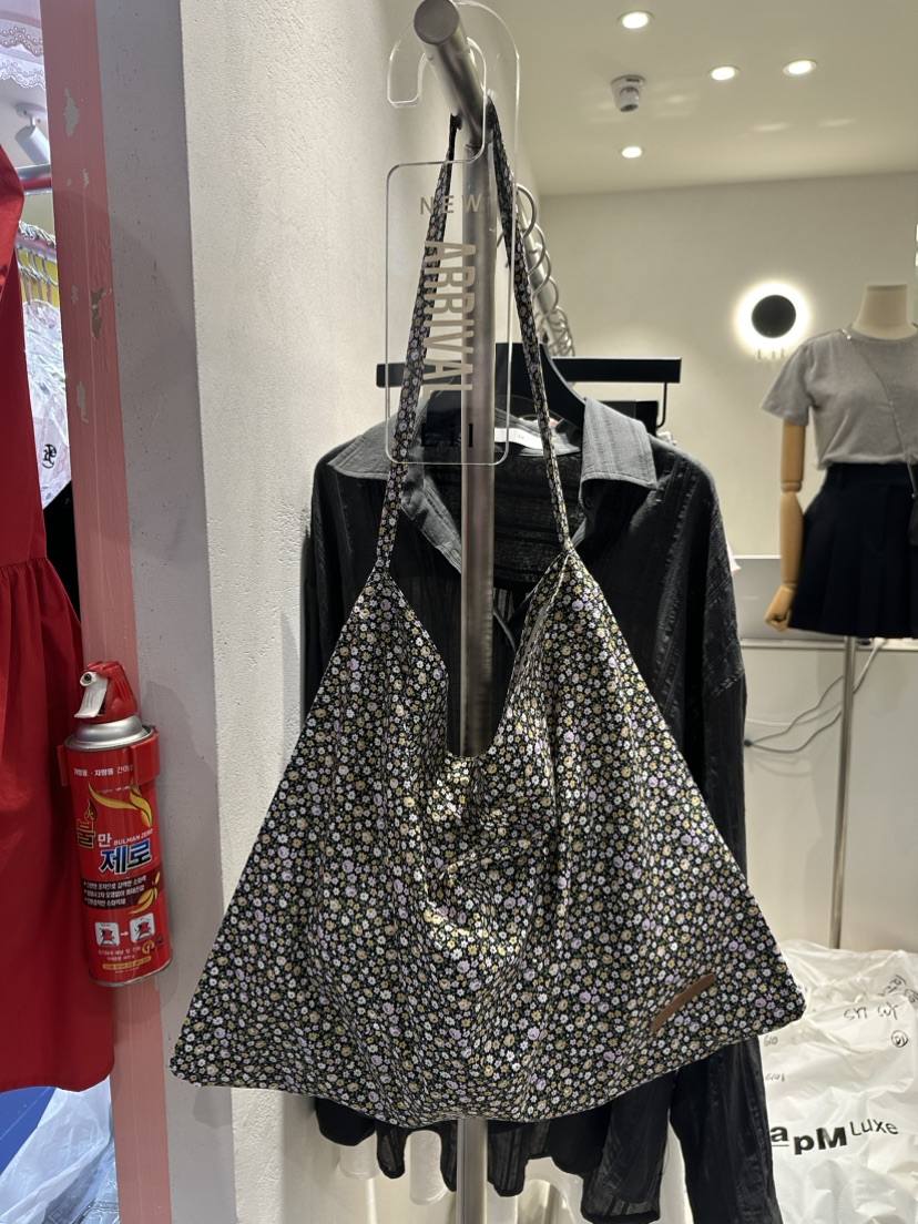 LIL韓國直郵東大門代購女裝新品熱賣推薦真品時尚單肩斜跨包LIL單肩/斜跨包圖色2