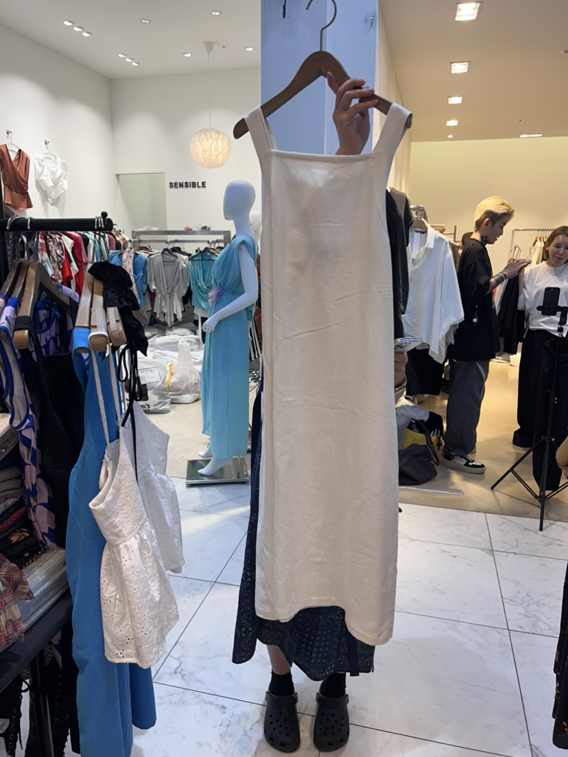SUISUI韓國直郵女裝新品時尚24秋夏真品熱賣推薦人氣連衣裙SUISUI連衣裙圖色2