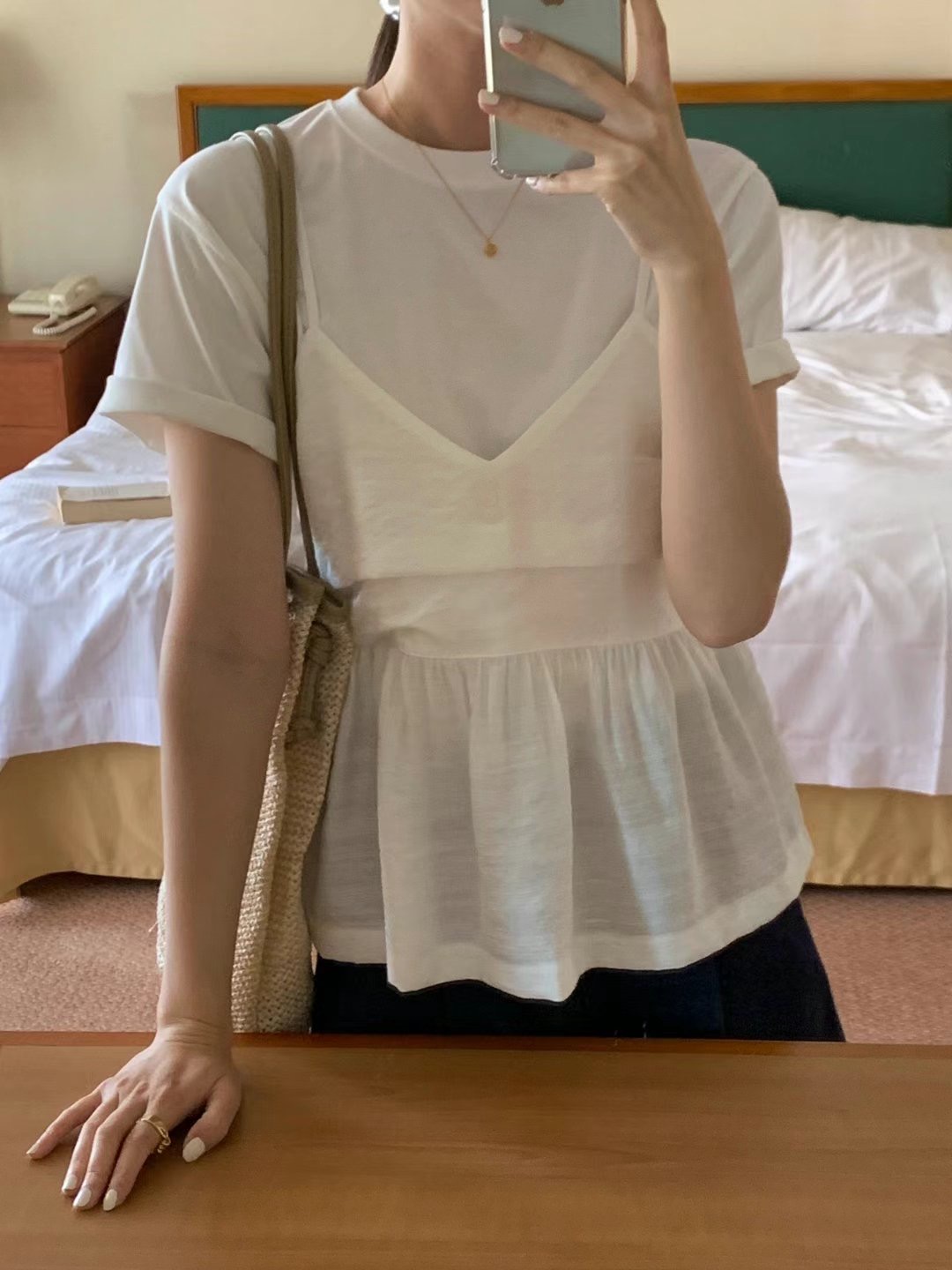 SALT.B韓國直郵東大門實拍女士新品真品熱賣24秋夏吊帶背心SALT.B吊帶/背心圖色2