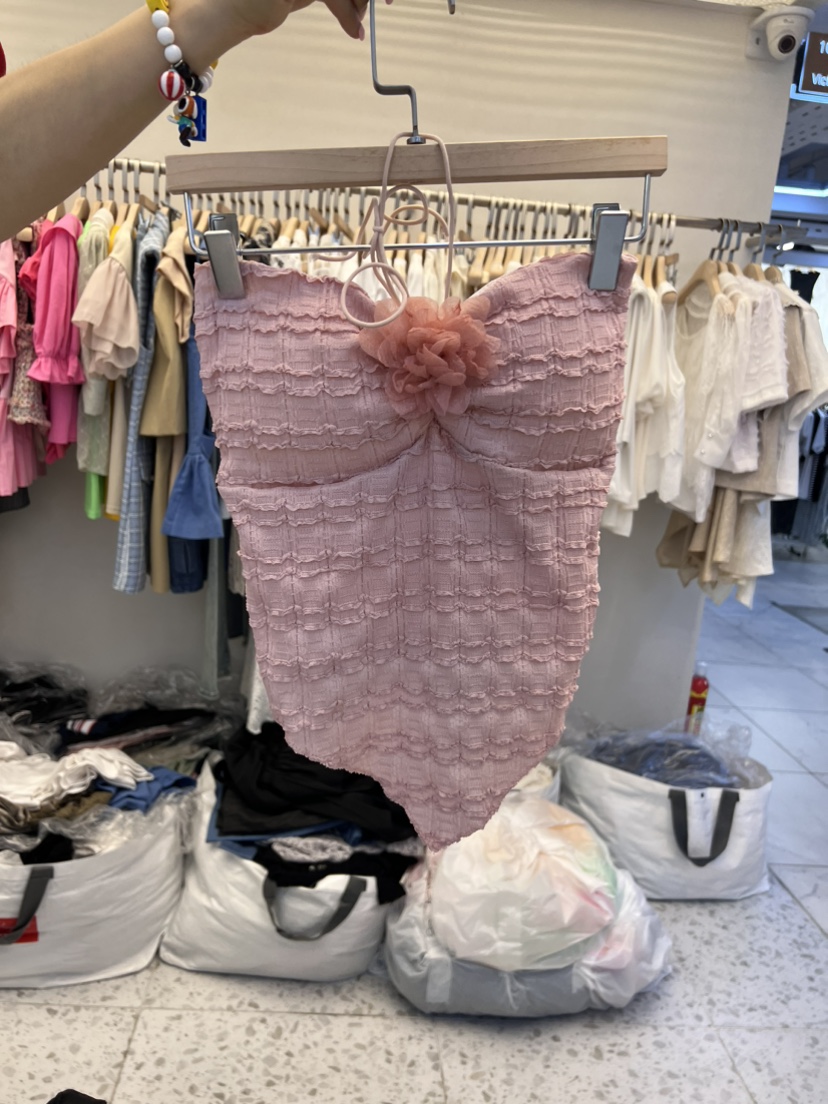 VICTORIA QUEEN韓國直郵東大門代購女裝新品真品24春夏吊帶背心CAT.S吊帶/背心圖色2